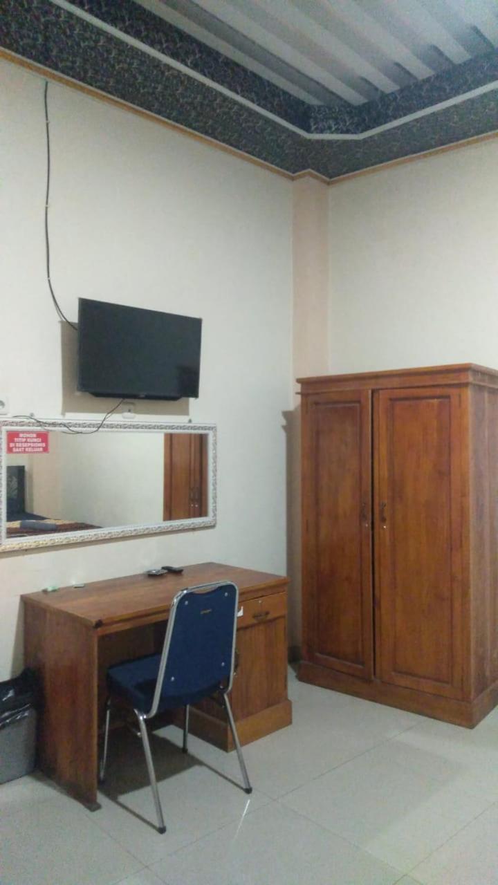 במוטל Wisma Reza Palopo מראה חיצוני תמונה